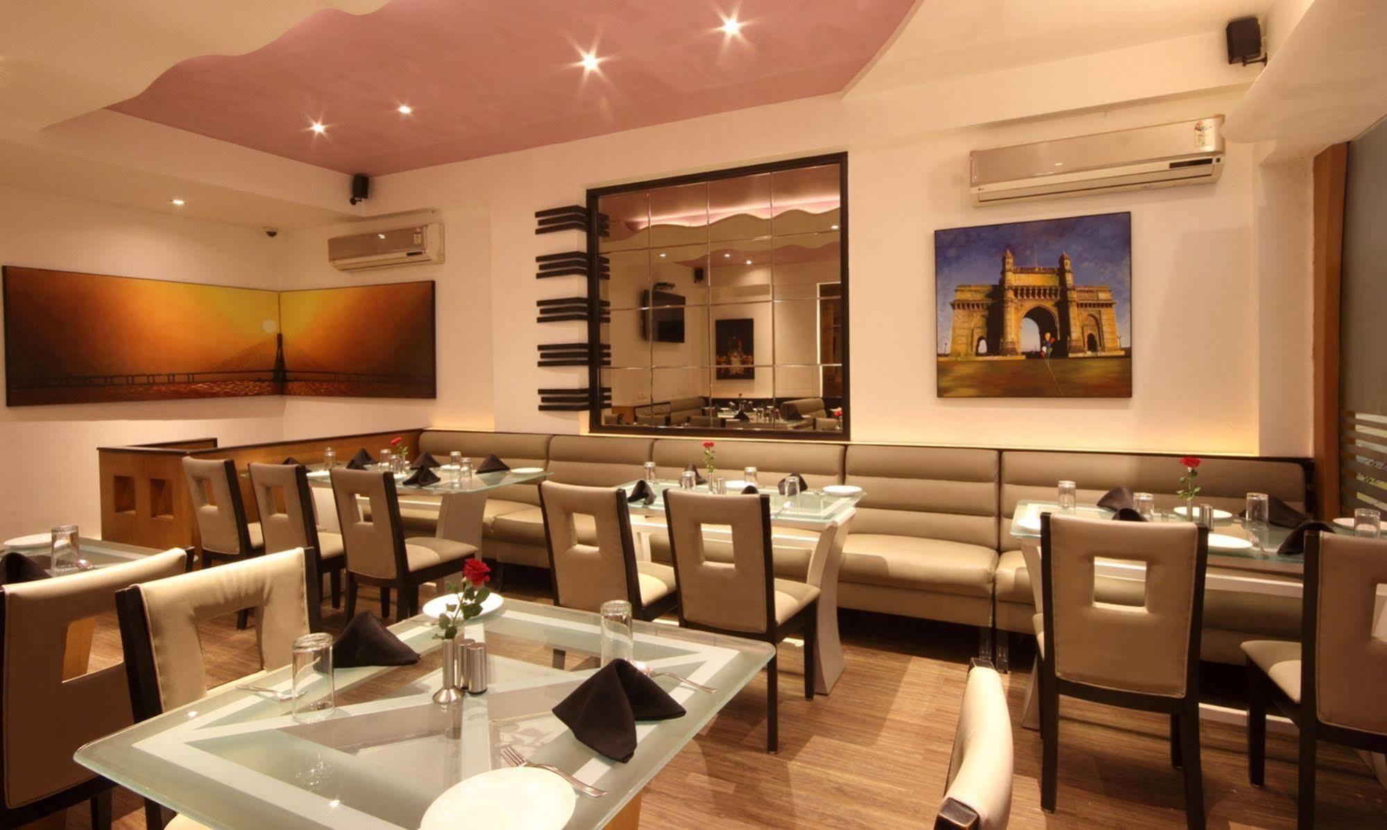 Hotel Columbus Мумбаї Екстер'єр фото